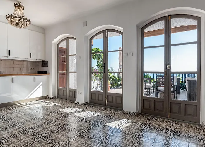 Casa La Vista * Nerja