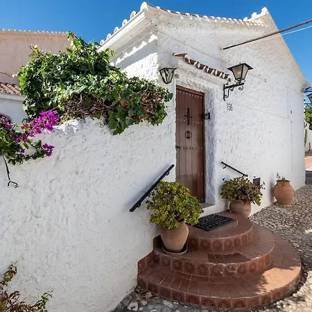 Casa La Vista * Nerja