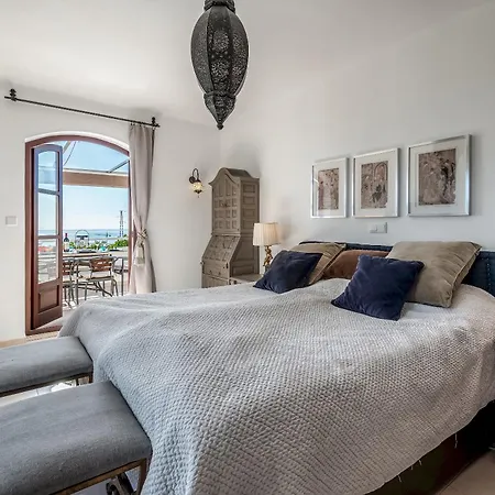 Casa La Vista נרחה